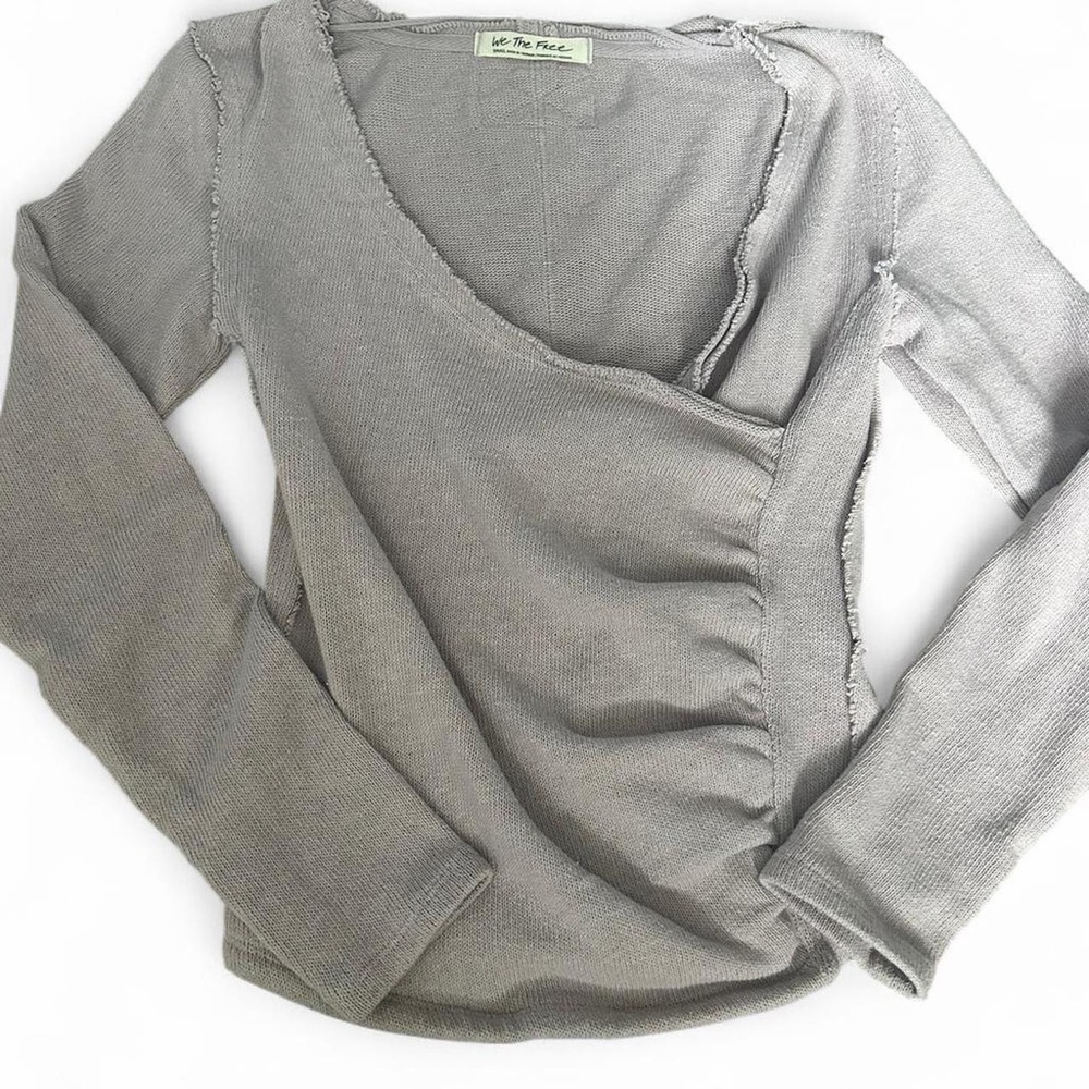 Light purple Free People sweater 💜